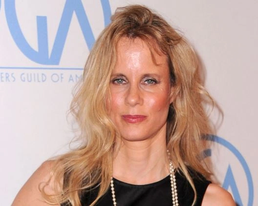 Lori Singer Height